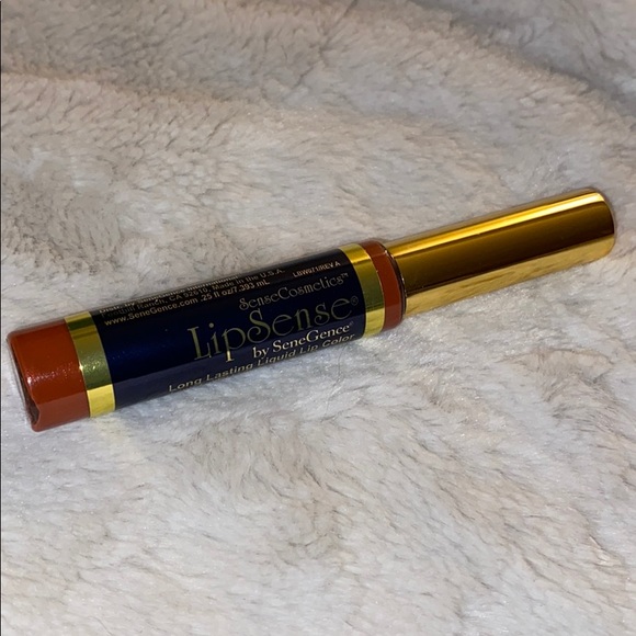 LipSense- Persimmon - Picture 3 of 3
